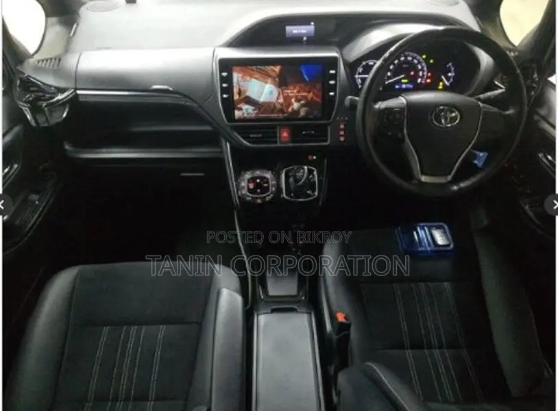 Toyota Esquire HYBRID GI PREMIUM 2021
