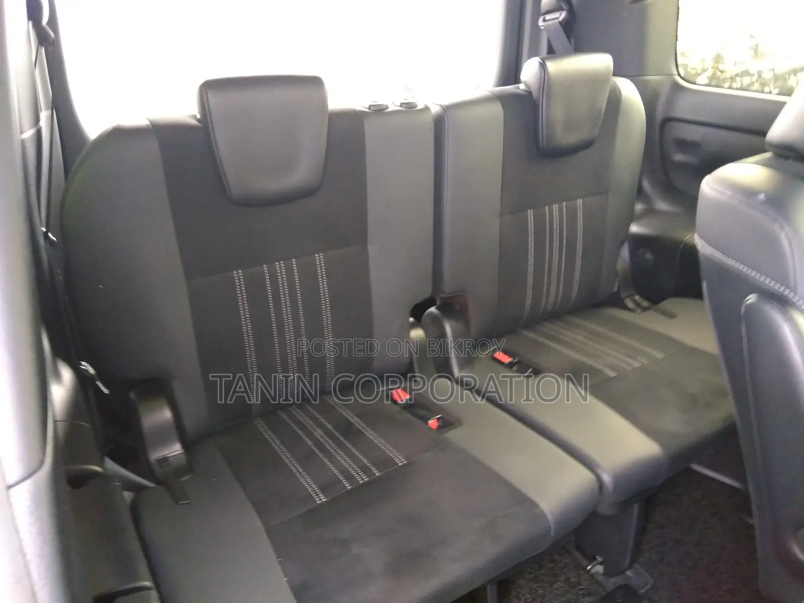 Toyota Esquire HYBRID GI PREMIUM 2021