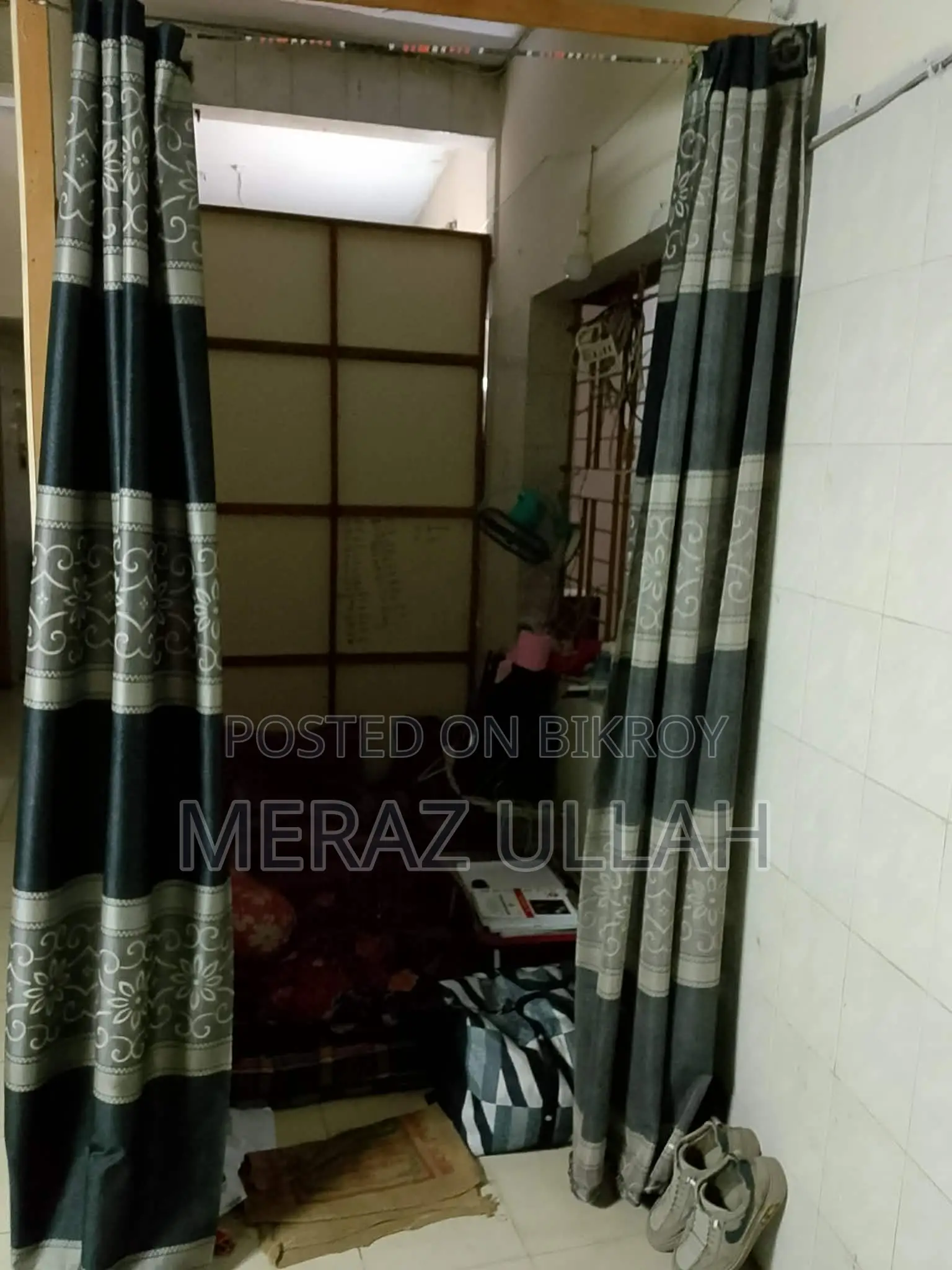 Bachelor Male Seat Rent, 1 Minute from Shewrapara Metro Station