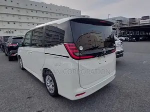 Toyota Noah X Package 2022