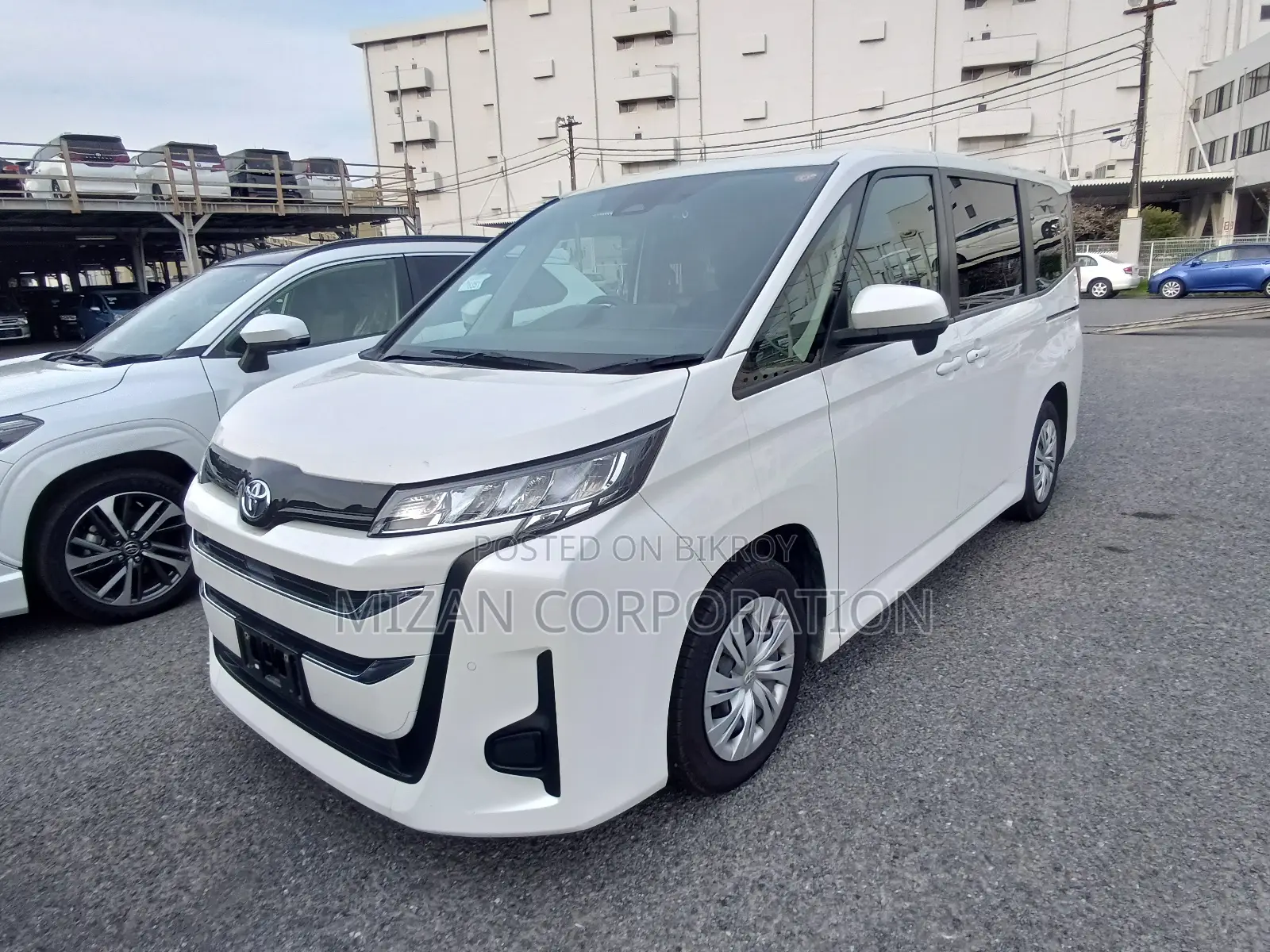 Toyota Noah X Package 2022