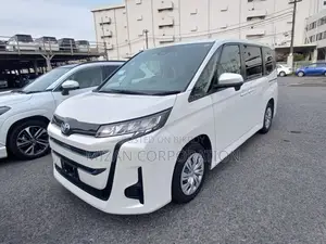 Toyota Noah X Package 2022