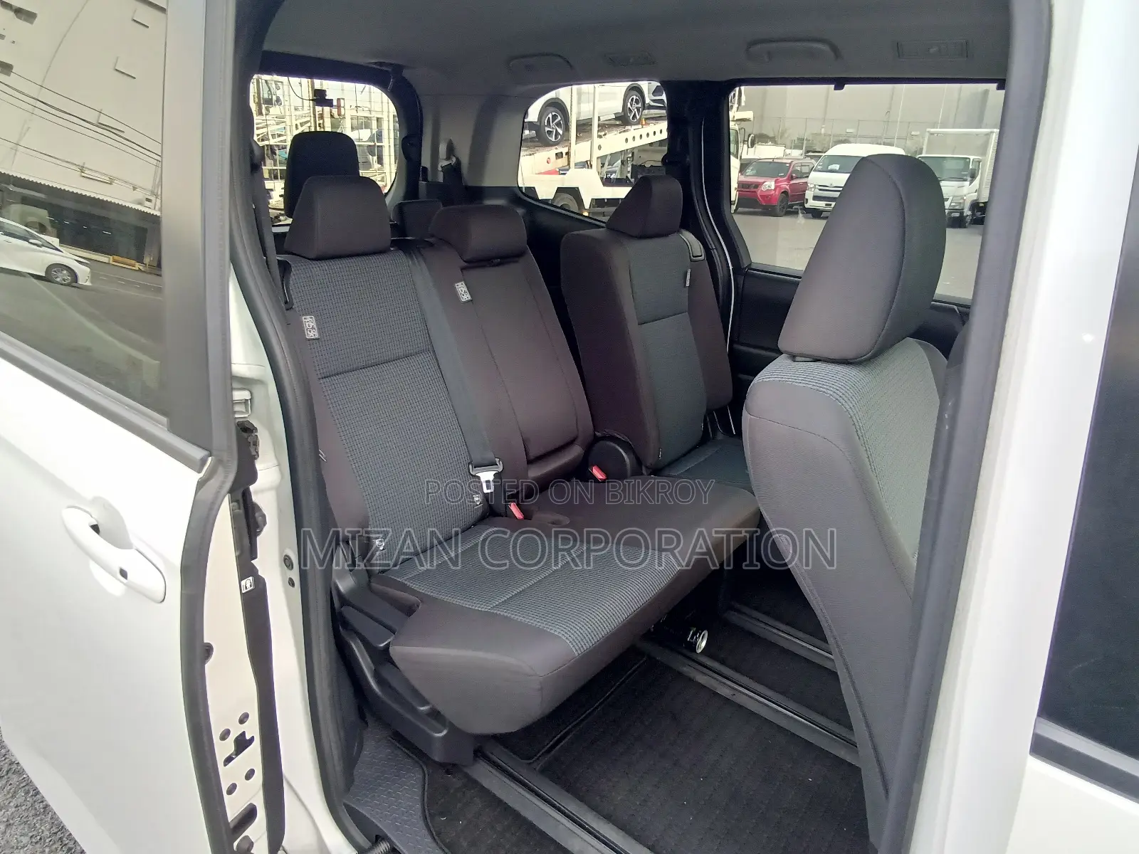 Toyota Noah X Package 2022