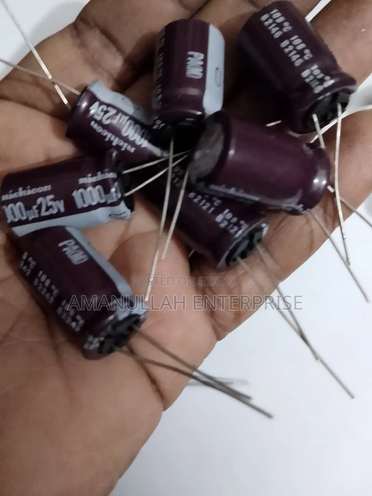বাংলাদেশে 1000μf 25v ইলেকট্রোলাইটিক ক্যাপাসিটরের দাম | ক্যাপাসিটর (৩ পিস)