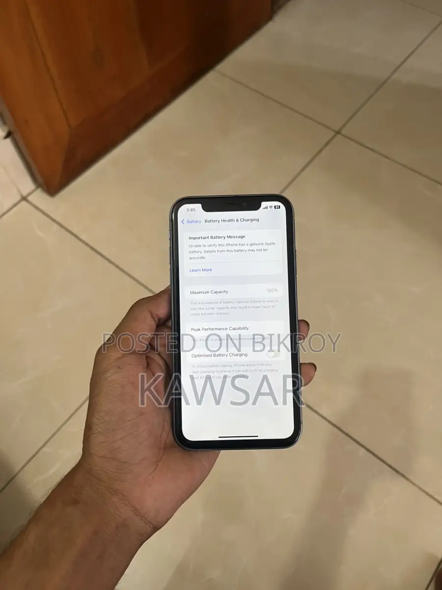 Apple iPhone XR 64GB (Used)