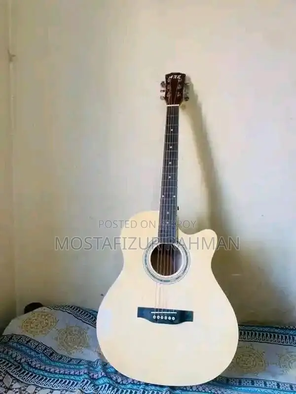 Guitar for sale
