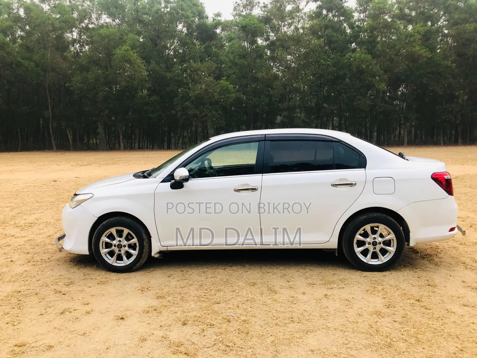 Toyota Axio 2015