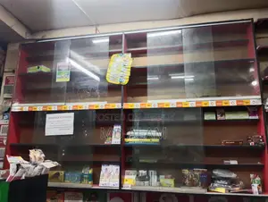 দোকানের কিছু রেক বিক্রি করা হবে।