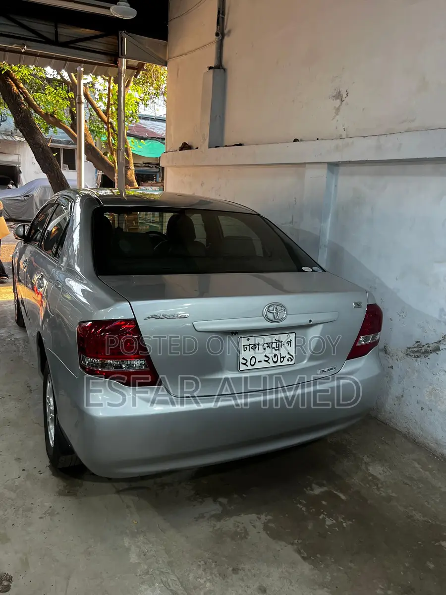 Toyota Axio 2010