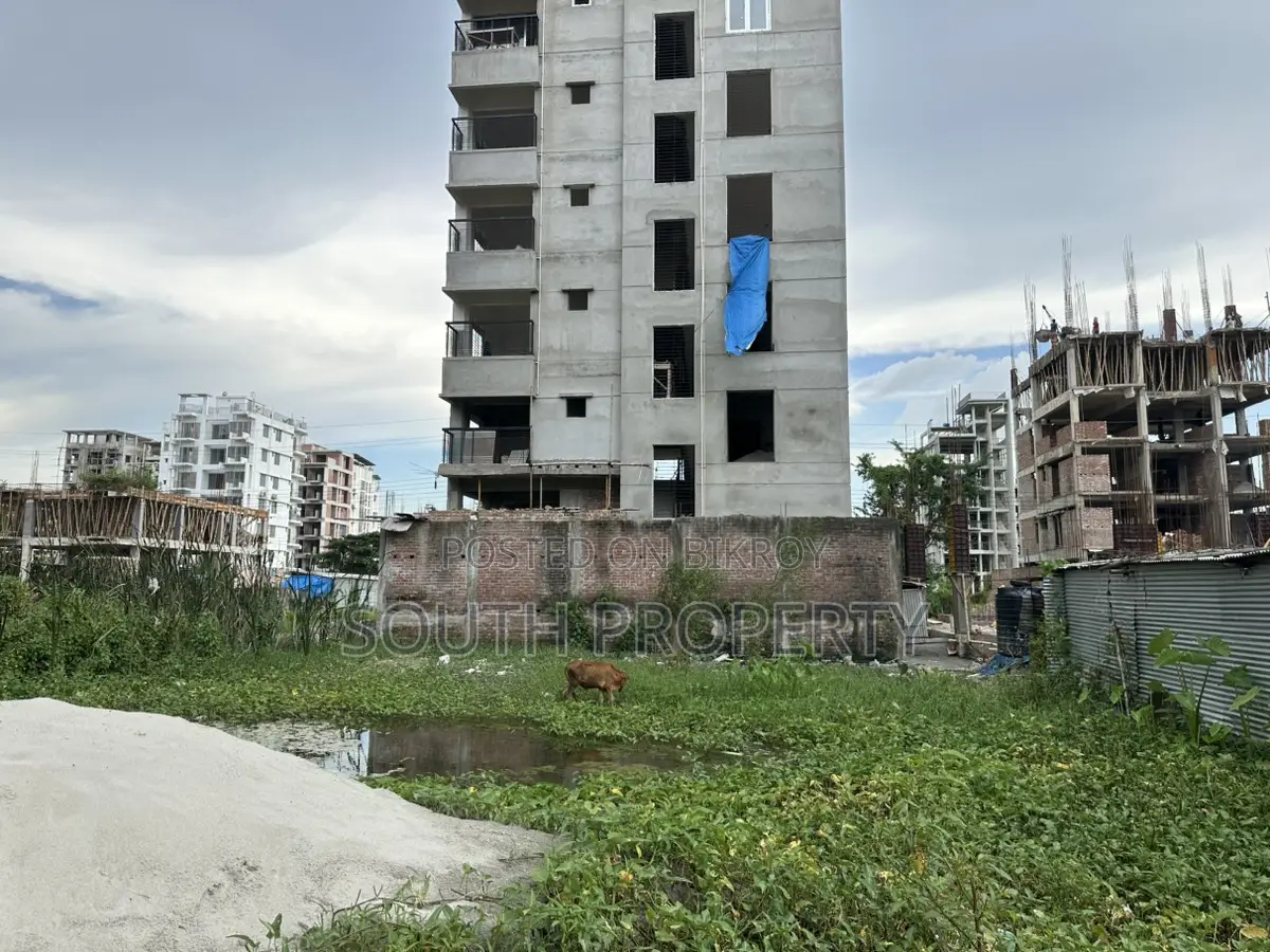 ব্লক-এল,৫-কাঠা,দক্ষিণ-মুখি,এখনি বাড়ি করা যাবে,বসুন্ধরা আ/এ