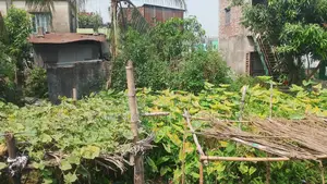 জমি বিক্রয় হবে