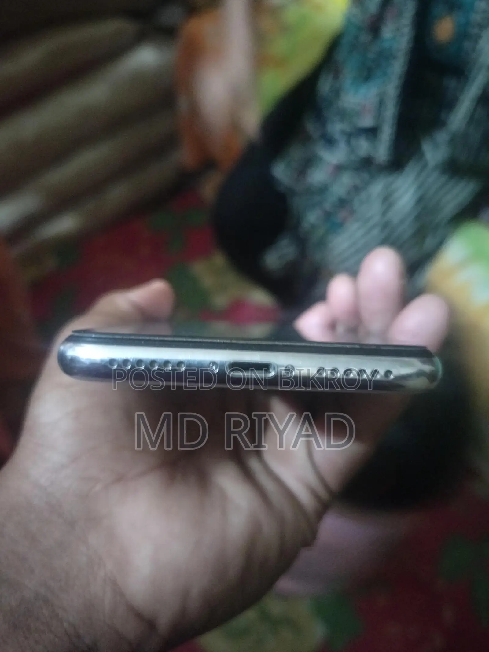 Apple iPhone X (Used)