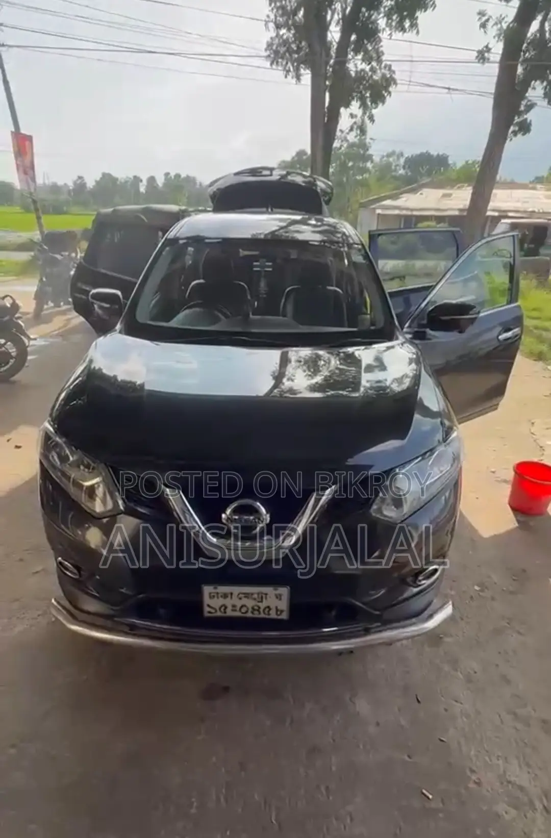Nissan X-Trail . 2013