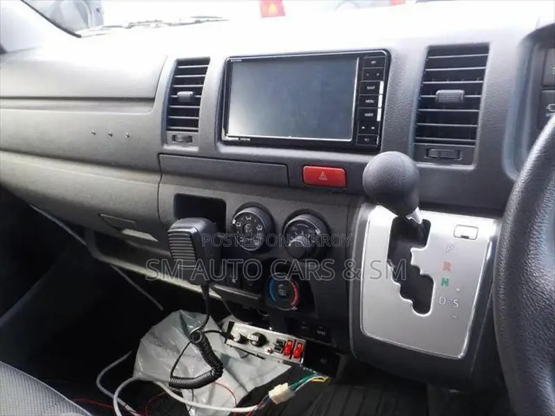 Toyota Hiace Ambulance Highroof 2021
