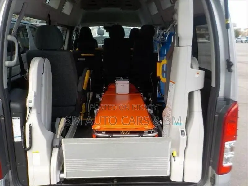 Toyota Hiace Ambulance Highroof 2021