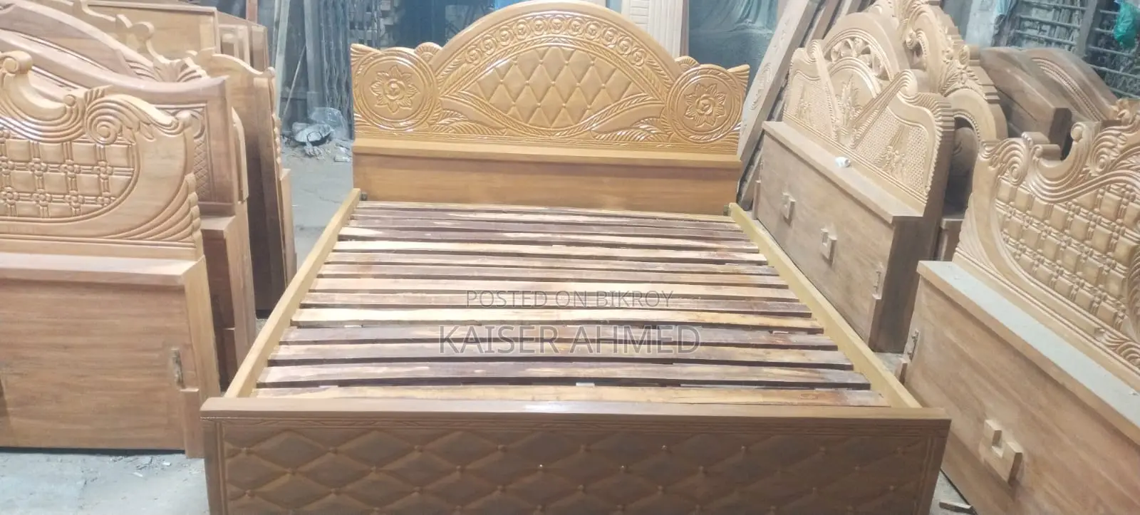 কিং সাইজ বেড