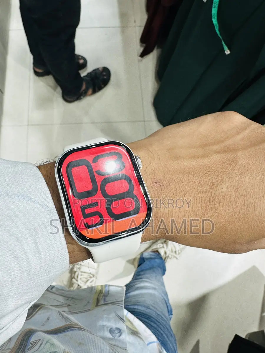 Hello Plum Smart Watch