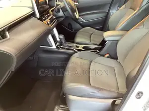 Toyota Corolla Cross Hybrid Z Package 2021