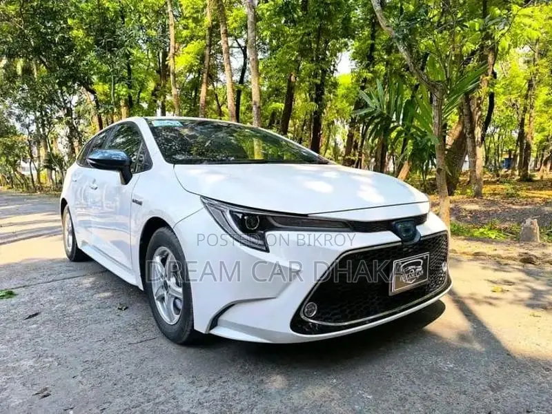 Toyota Corolla Touring WXB Pearl 2020