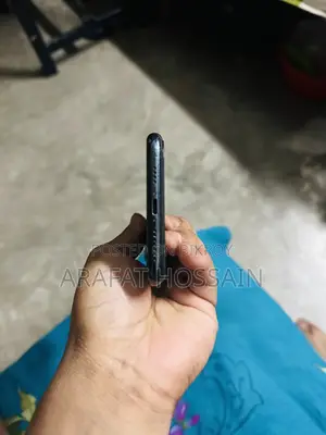 Apple iPhone 11 Pro Max I phone (Used)