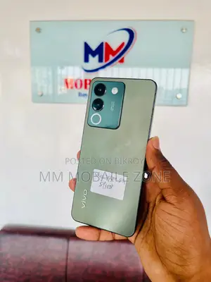 Vivo Y200 5g 8/128💥Hot Offer (Used)