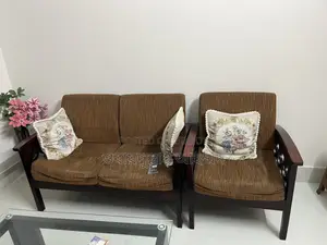 সোফা সেট (২+২+১)