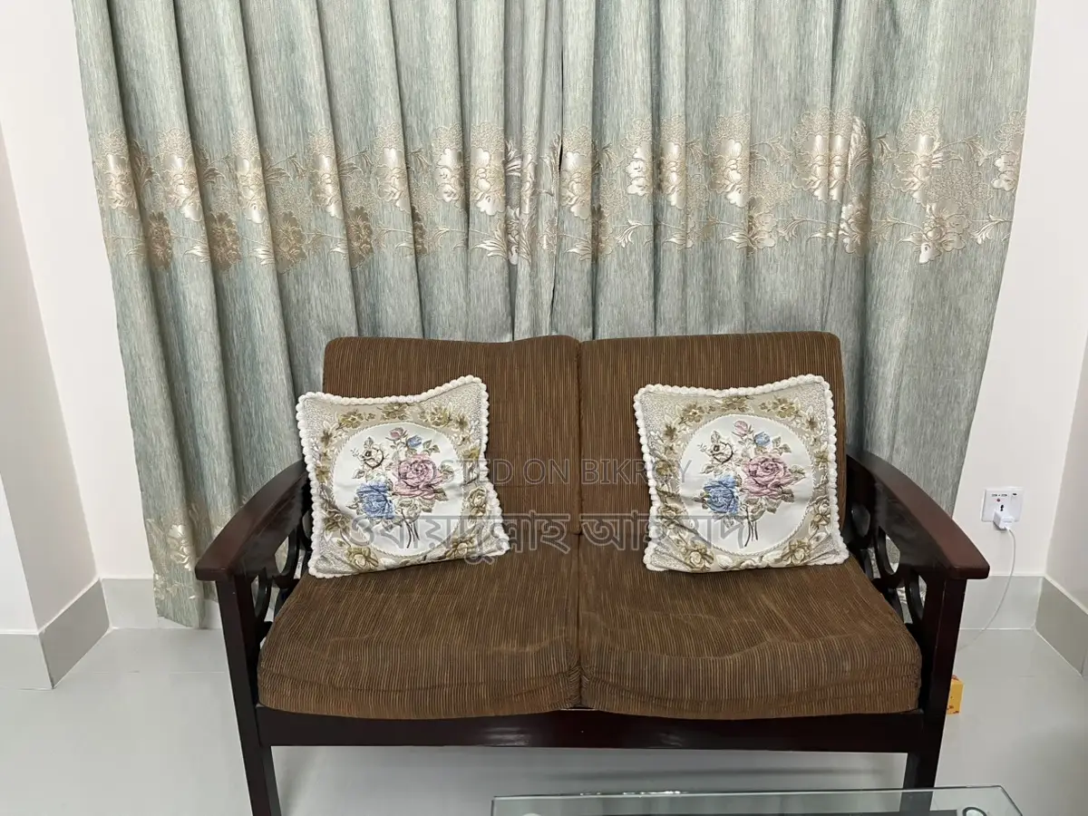 সোফা সেট (২+২+১)