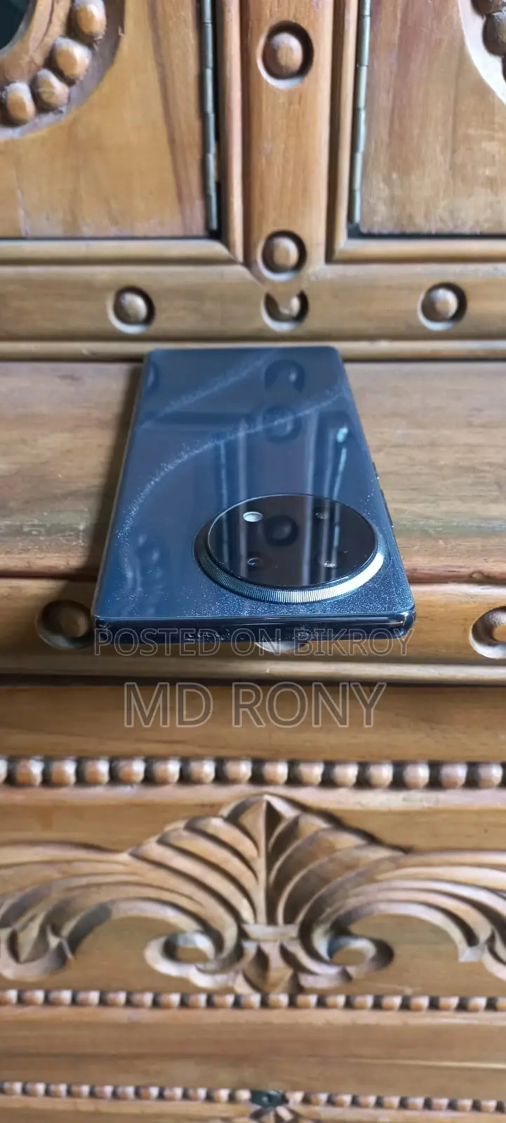 টেকনো ক্যামন ৩০এস (ব্যবহৃত)
