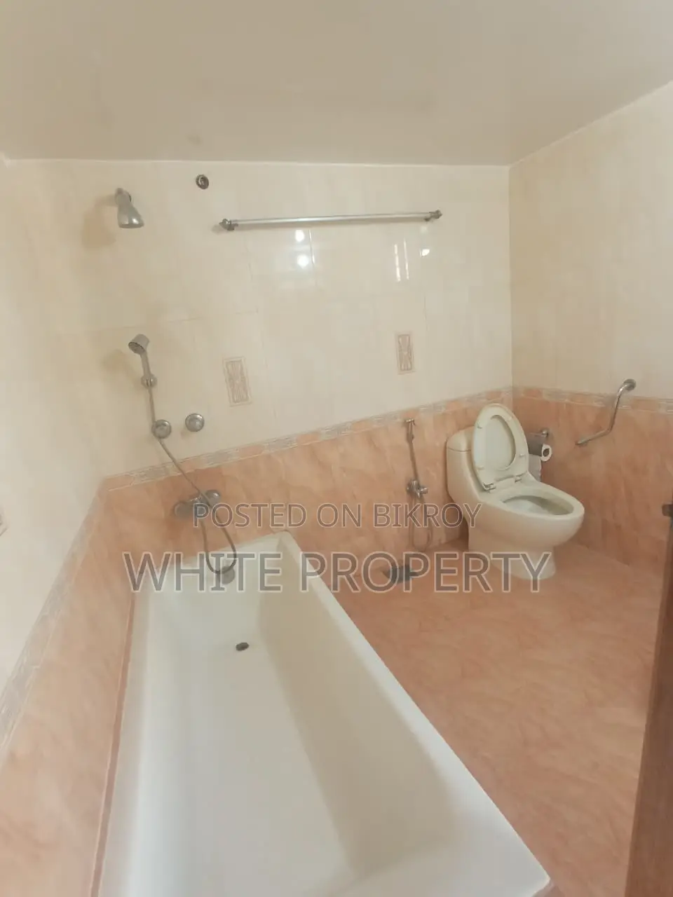 Middle Badda apartment sale