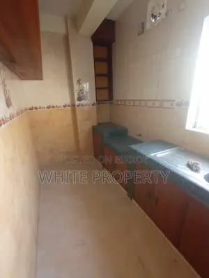 Middle Badda apartment sale