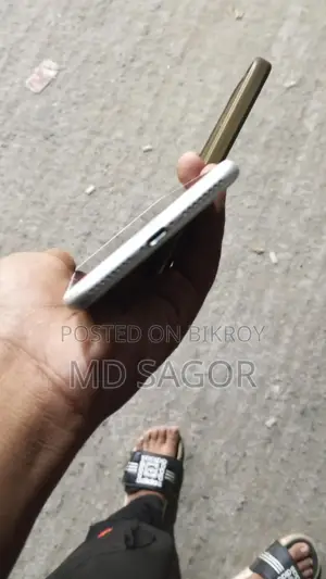 Apple iPhone 8 Plus (Used)