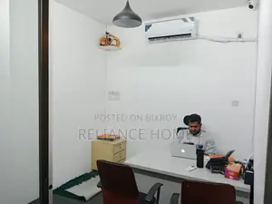 Attractive Commercial Office Space for Sale!