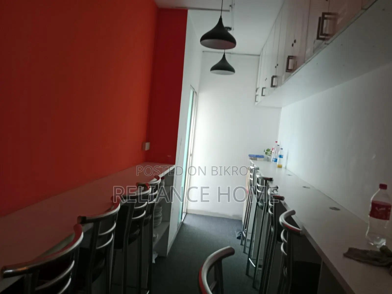 Attractive Commercial Office Space for Sale!