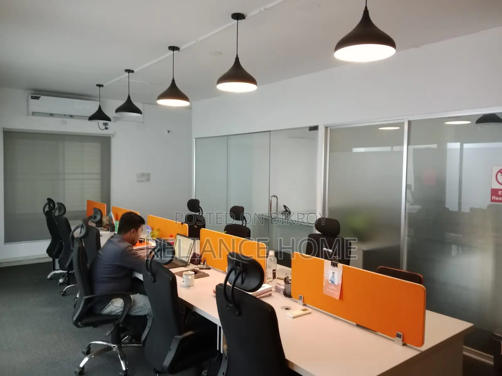 Attractive Commercial Office Space for Sale!