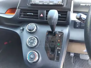 Toyota Sienta X PKG NON HYBRID 2020