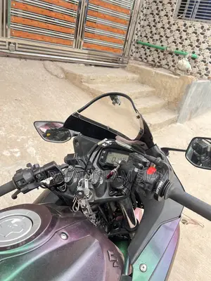 Suzuki Gixxer SF . 2023