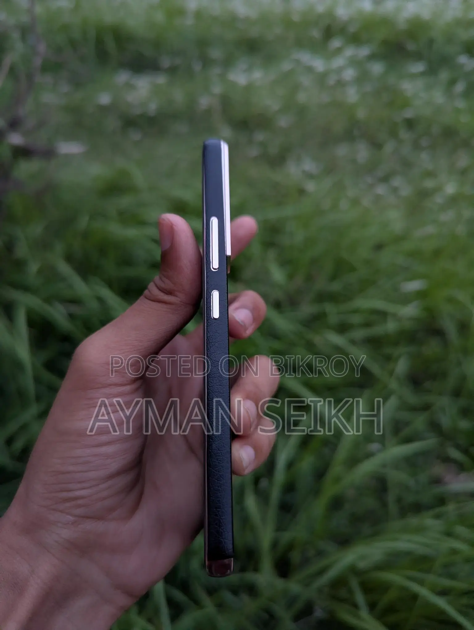 Samsung Galaxy S22 . (Used)