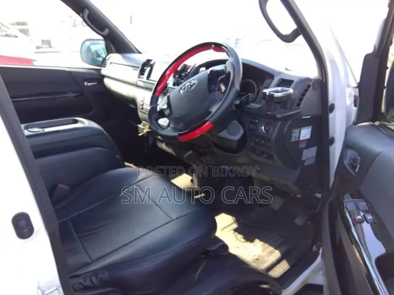 Toyota Hiace Super GL Dark Prime 2 2020
