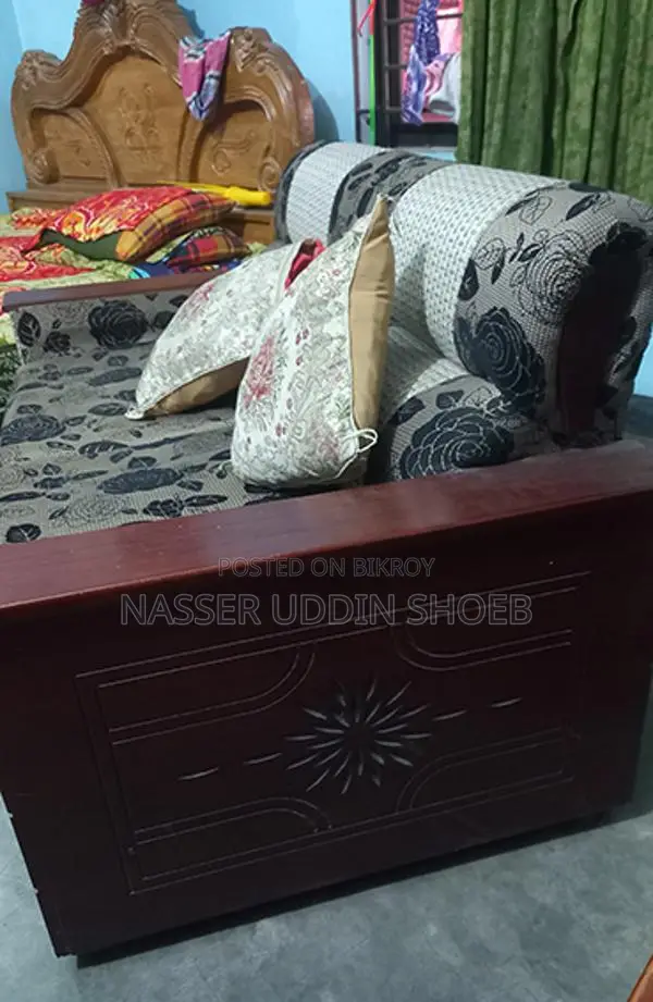 Three-seater sofa for sale.