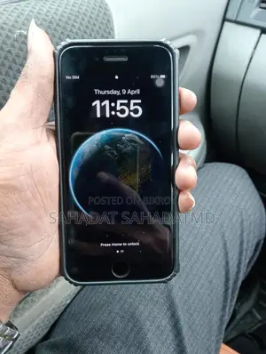 Apple iPhone 8 (Used)