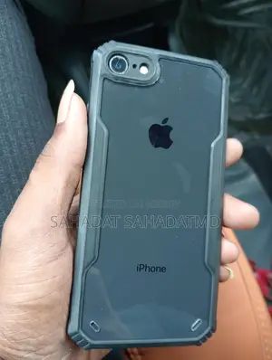 Apple iPhone 8 (Used)