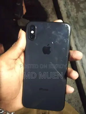 Apple iPhone X . (Used)