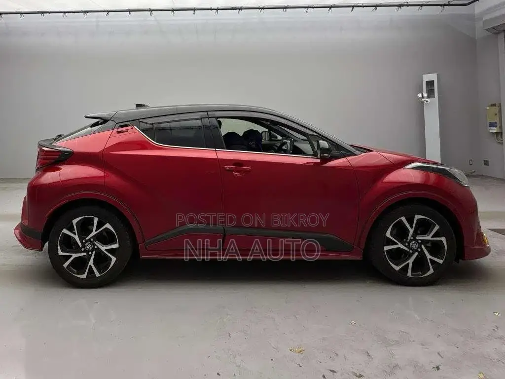 Toyota C-HR G LED 2021