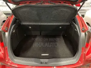Toyota C-HR G LED 2021