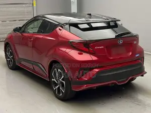 Toyota C-HR G LED 2021