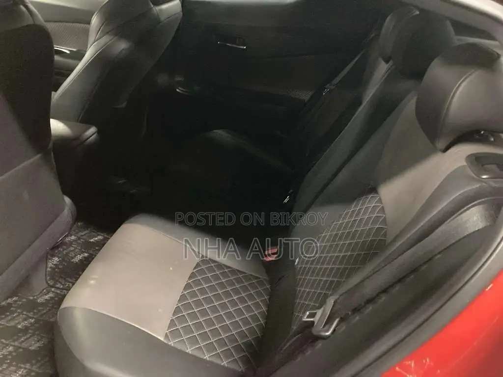 Toyota C-HR G LED 2021