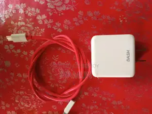 OnePlus 7 Pro চার্জার (ব্যবহৃত)