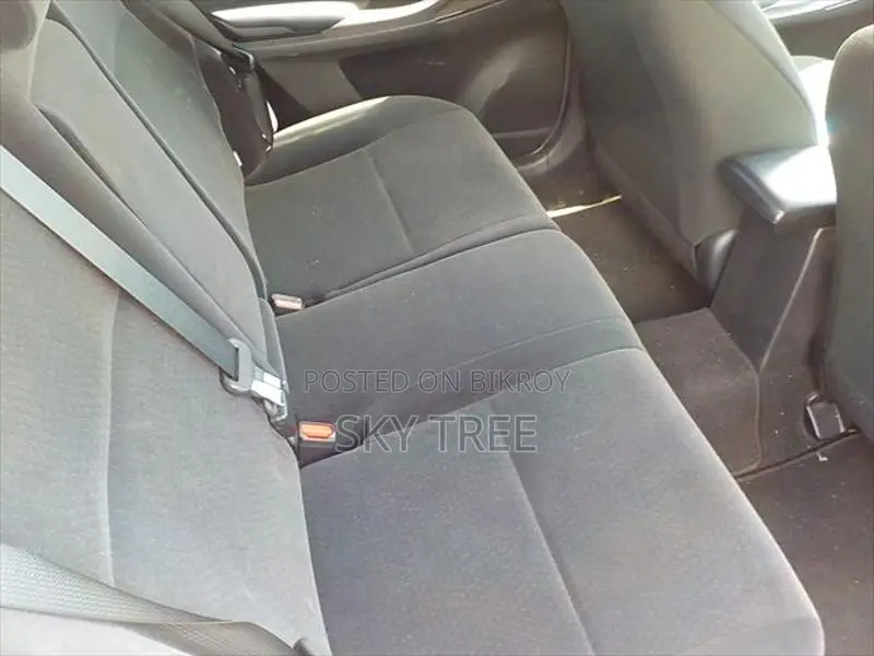 Toyota Premio F Package 2020