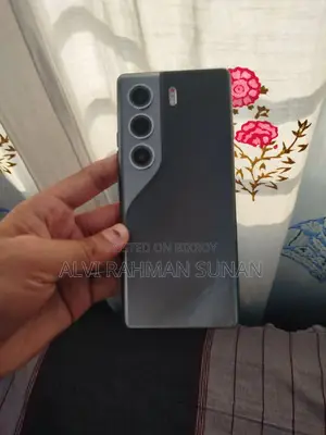 Tecno Camon 40 Pro . (Used)