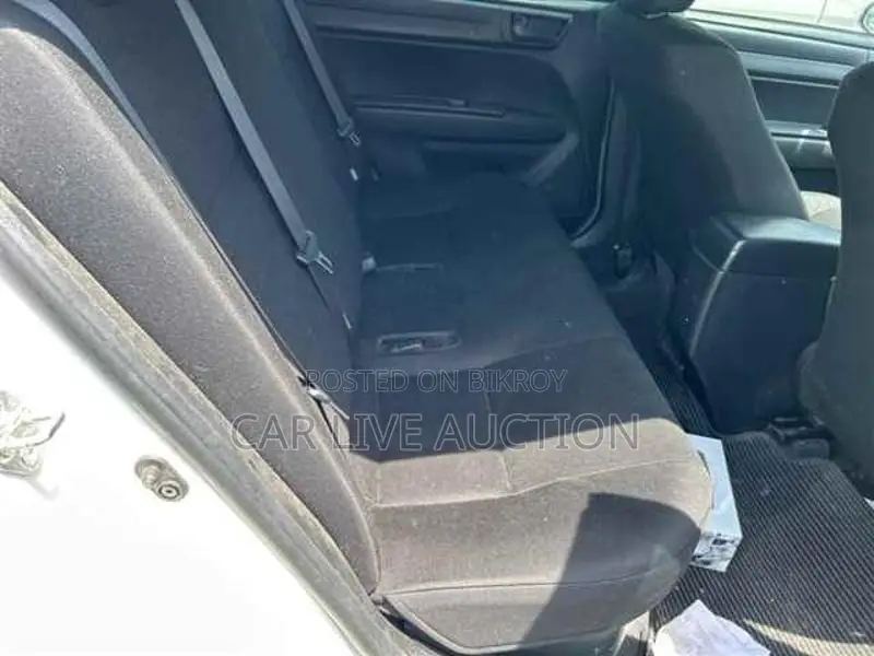 Toyota Axio Hybrid EX READY 2020
